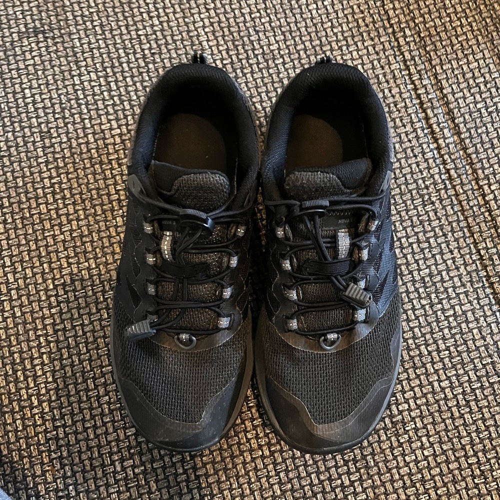 Merrell Black Athletic Shoes -7W
